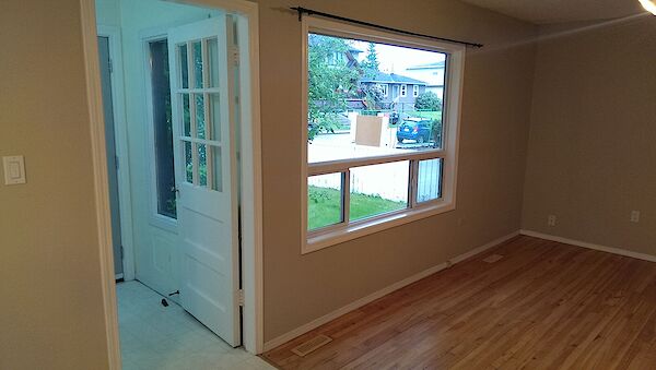 Calgary 4 bedrooms Duplex for rent. Property photo: 104161-3