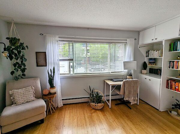 Calgary 1 bedroom Apartment for rent. Property photo: 10701-3