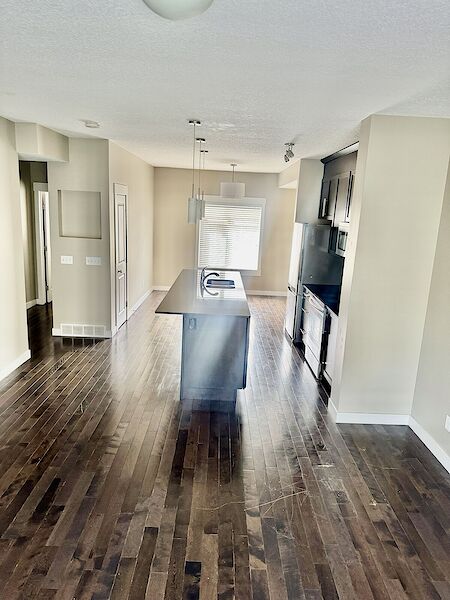 Calgary 2 + Den bedrooms Townhouse for rent. Property photo: 109280-2