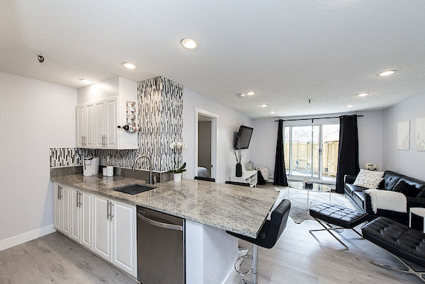 Calgary 2 bedrooms Condo Unit for rent. Property photo: 118964-3