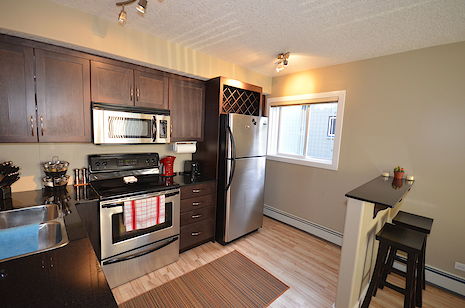 Calgary 1 bedroom Condo Unit for rent. Property photo: 121420-3