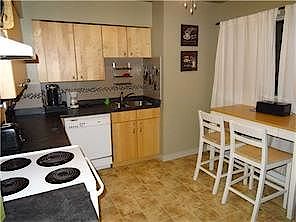 Calgary 2 bedrooms Main Floor for rent. Property photo: 124628-3