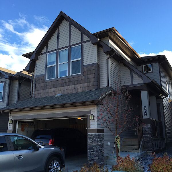 Airdrie 4 bedrooms House for rent. Property photo: 130035-2