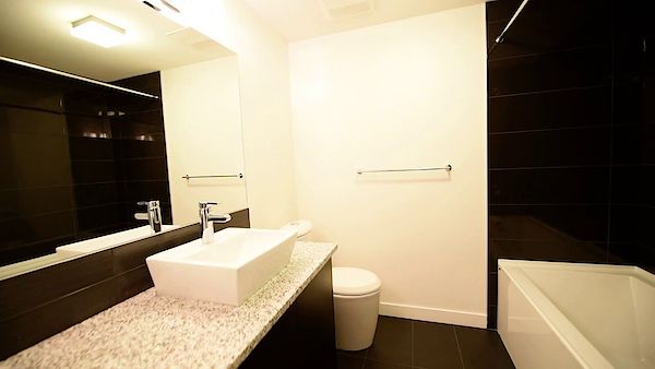 DSC+9165 Calgary 2 bedrooms Condo Unit for rent. Property photo: 130460-3