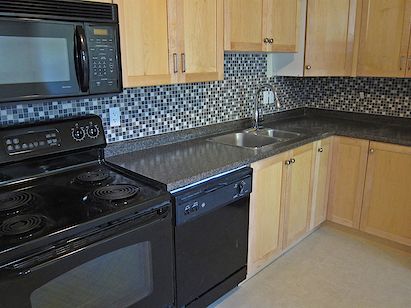 Calgary 1 bedroom Apartment for rent. Property photo: 131221-3