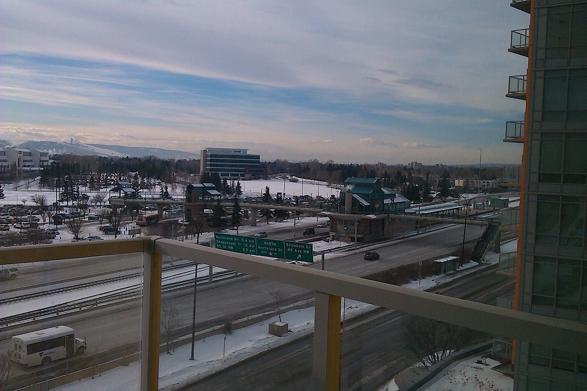 Calgary 2 bedrooms Condo Unit for rent. Property photo: 131919-1