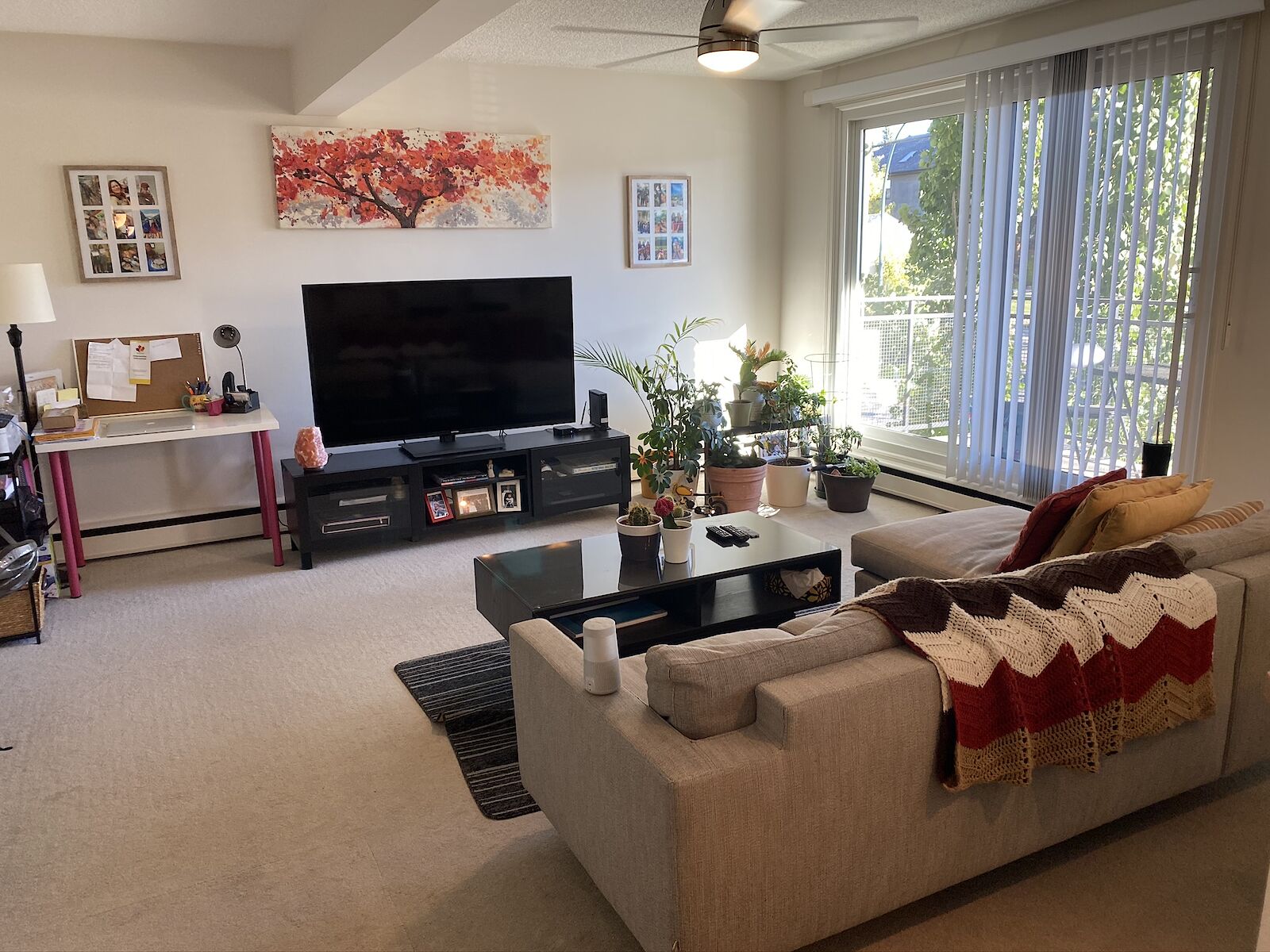 Calgary 2 bedrooms Apartment for rent. Property photo: 132077-1