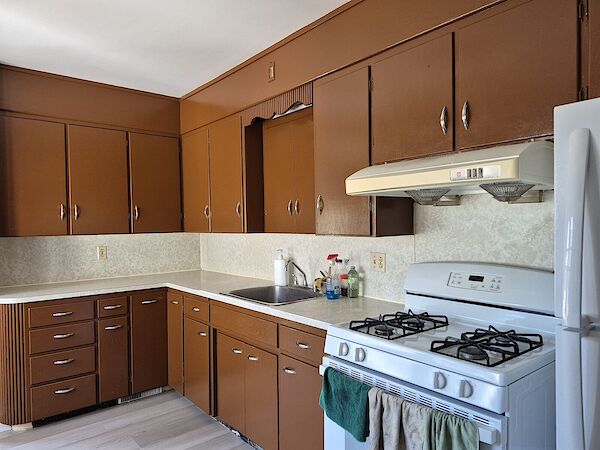 Calgary 5 bedrooms House for rent. Property photo: 132686-3