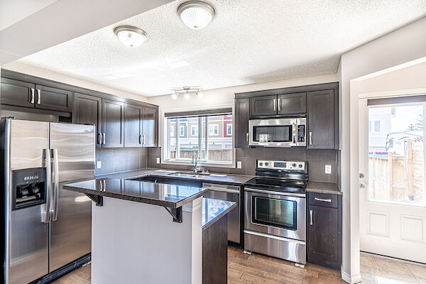 Calgary 2 bedrooms Duplex for rent. Property photo: 133303-2