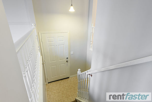 Calgary 2 bedrooms Townhouse for rent. Property photo: 138088-2