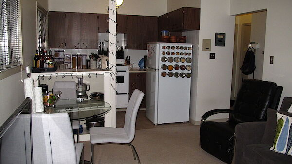 Calgary 1 bedroom Apartment for rent. Property photo: 138783-3