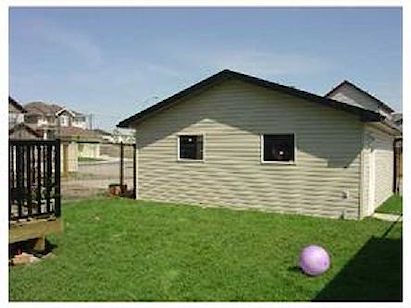 Calgary 3 bedrooms House for rent. Property photo: 141626-3