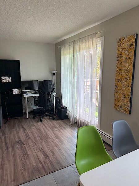 Calgary 2 bedrooms Apartment for rent. Property photo: 141743-3