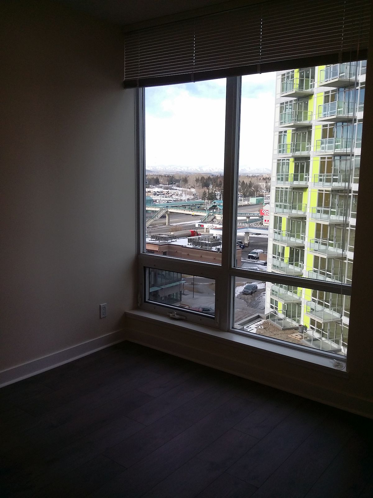 Calgary 1 bedroom Apartment for rent. Property photo: 141846-1