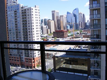 Calgary 2 bedrooms Condo Unit for rent. Property photo: 142570-2