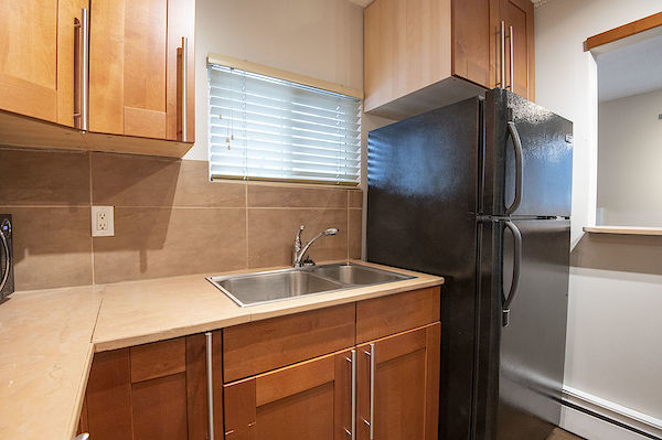 Calgary 1 bedroom Apartment for rent. Property photo: 148450-2