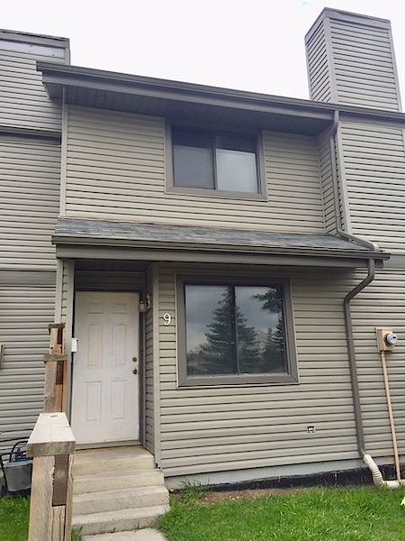 Calgary 3 bedrooms Townhouse for rent. Property photo: 150155-2