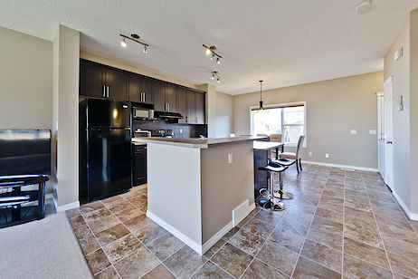 Calgary 3 bedrooms House for rent. Property photo: 150710-3