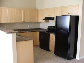 Calgary 2 bedrooms Condo Unit for rent. Property photo: 16645-2