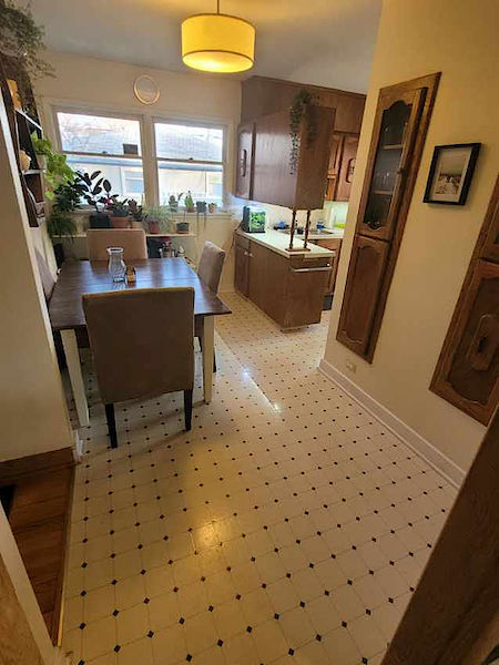 Calgary 2 bedrooms Main Floor for rent. Property photo: 18046-2