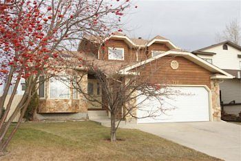 Front+of+Home Calgary 3 bedrooms House for rent. Property photo: 18064-2