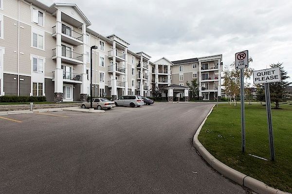 Calgary 2 bedrooms Apartment for rent. Property photo: 18303-2