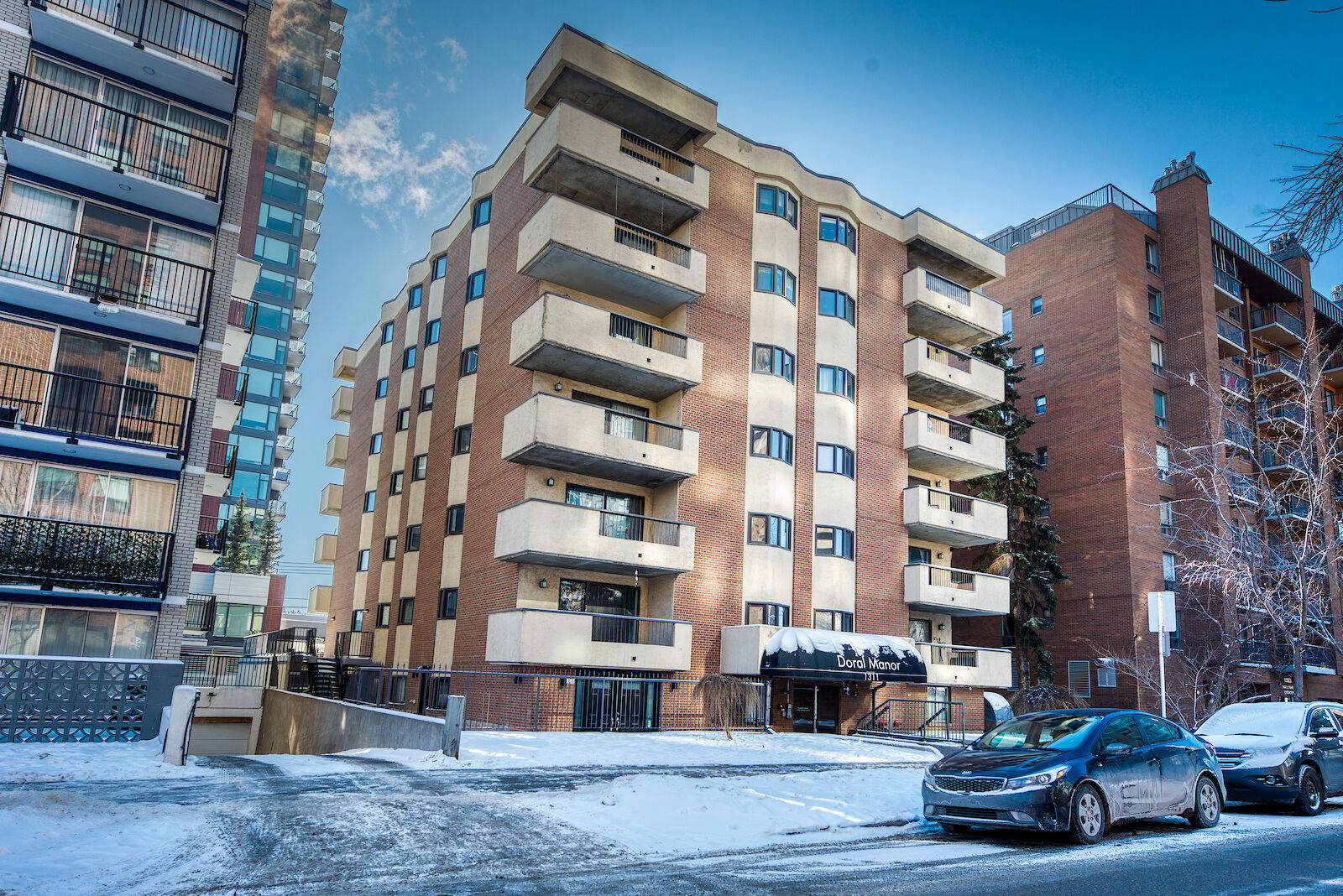 Calgary Apartment For Rent | Sunalta | Inner City 2 Bedroom Apartment