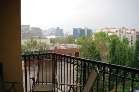 Balcony Edmonton 2 bedrooms Condo Unit for rent. Property photo: 253464-1