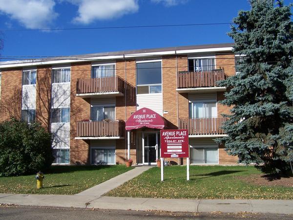 Edmonton 3 bedrooms Apartment for rent. Property photo: 260940-1