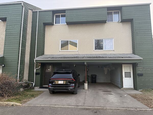 Edmonton 3 bedrooms Townhouse for rent. Property photo: 266686-2