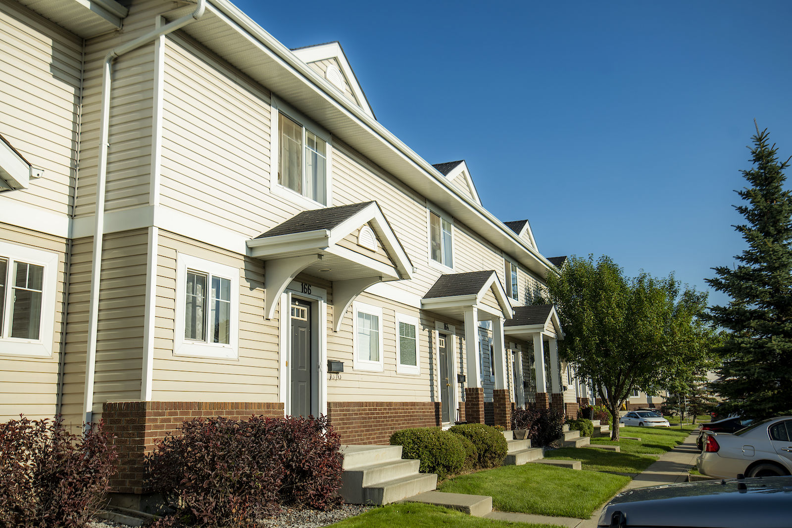 Edmonton 3 bedrooms Townhouse for rent. Property photo: 281248-1