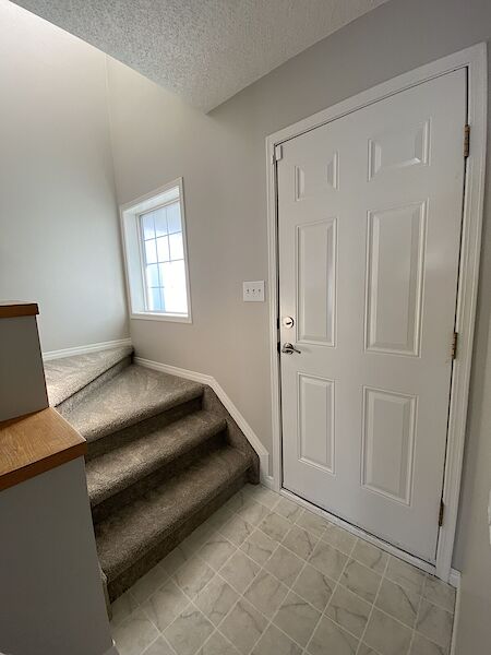 Edmonton 3 bedrooms Duplex for rent. Property photo: 281869-3