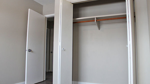 +Beauview+Apartments+Bedroom+Storage Edmonton 1 bedrooms Apartment for rent. Property photo: 289280-3