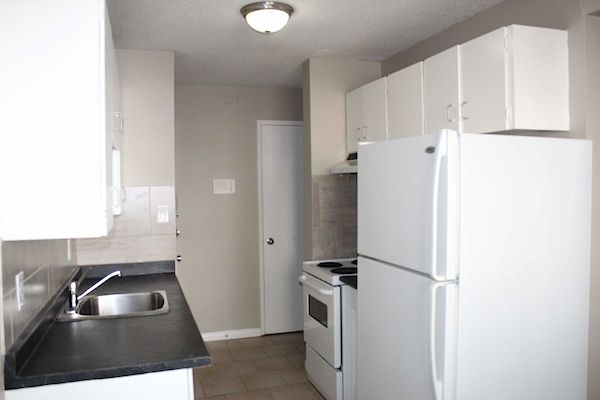 MACK+Apartments+Kitchen Edmonton 1 bedrooms Apartment for rent. Property photo: 289383-3