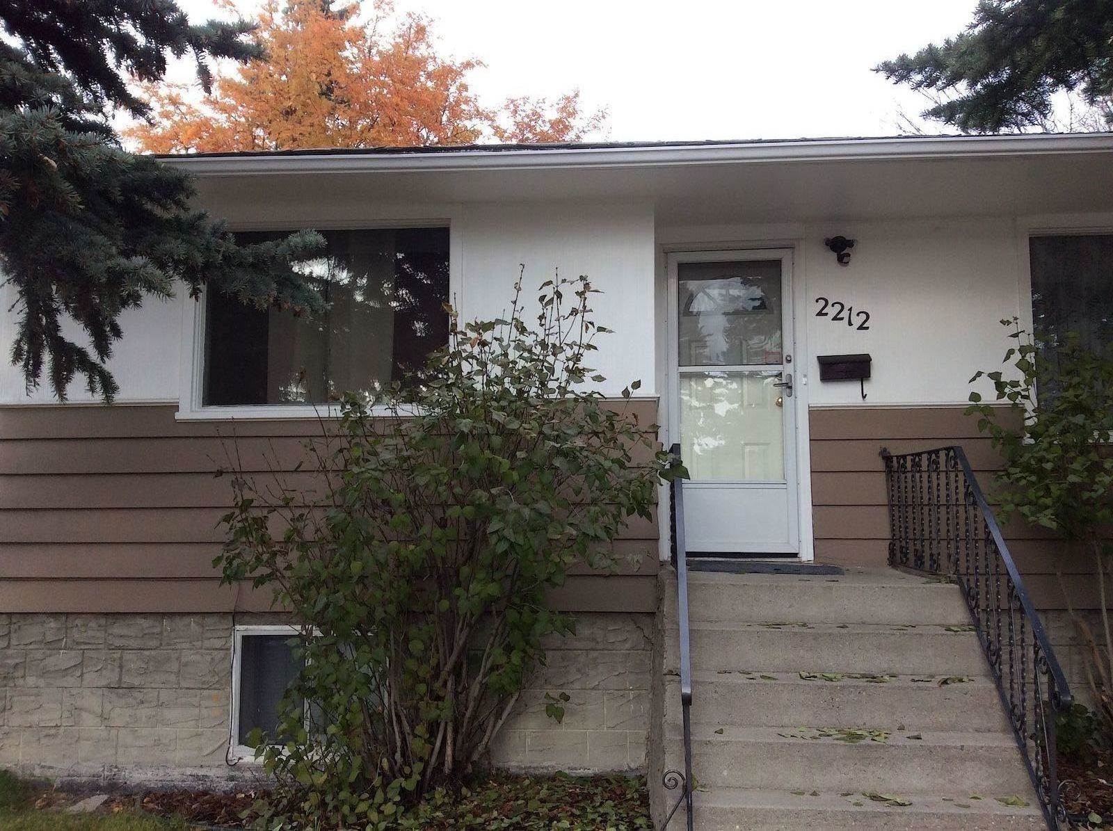 Front+View Calgary 1 bedroom Room For Rent for rent. Property photo: 289589-1