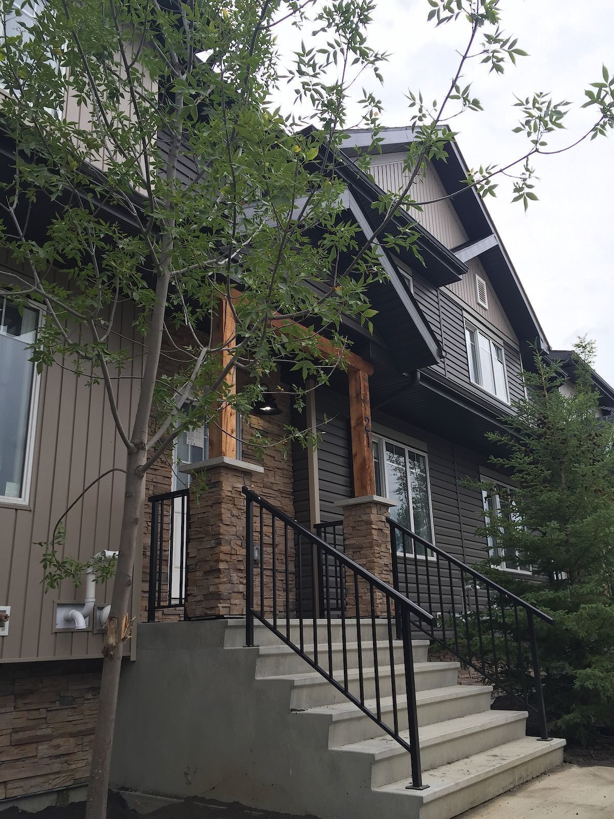 Edmonton 3 bedrooms Townhouse for rent. Property photo: 290216-1