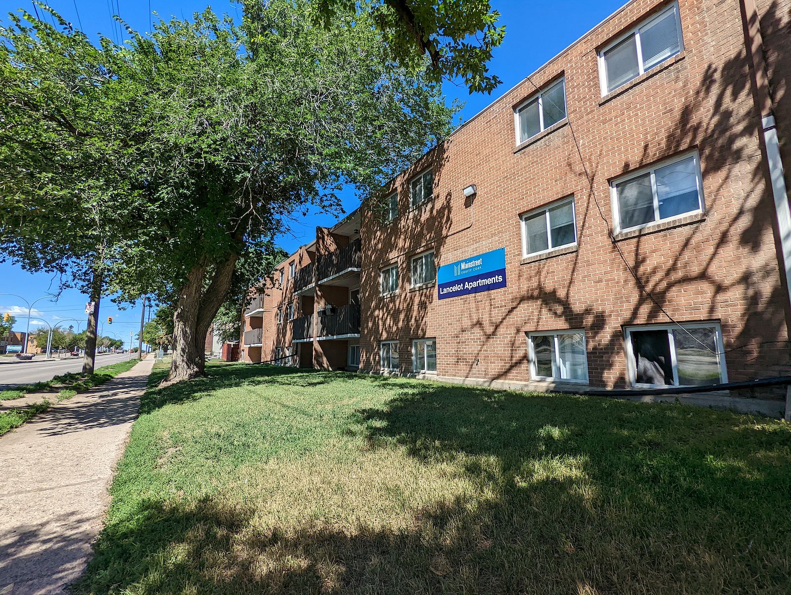 Lancelot+Apartments+Exterior Saskatoon 2 bedrooms Apartment for rent. Property photo: 294112-1