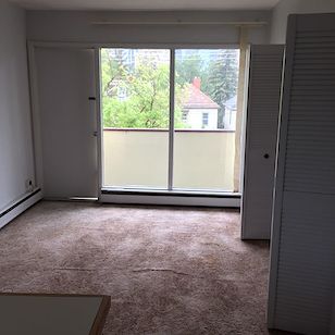 Calgary 1 bedroom Apartment for rent. Property photo: 295798-3
