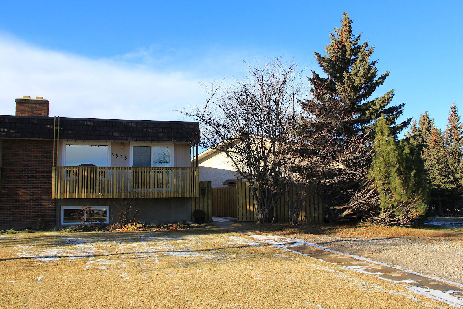 Calgary 4 bedrooms Duplex for rent. Property photo: 296418-1