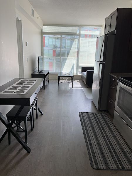 Calgary 1 bedroom Condo Unit for rent. Property photo: 297671-3