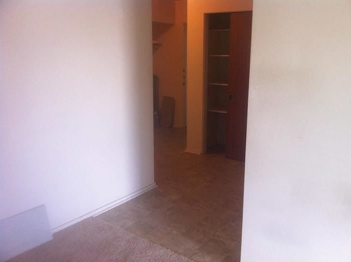 Calgary 2 bedrooms Apartment for rent. Property photo: 305175-1