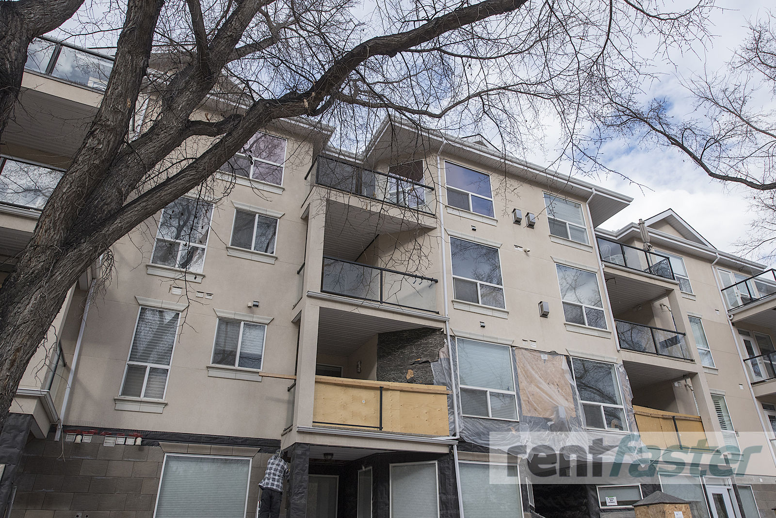 Calgary 1 bedroom Condo Unit for rent. Property photo: 308330-1