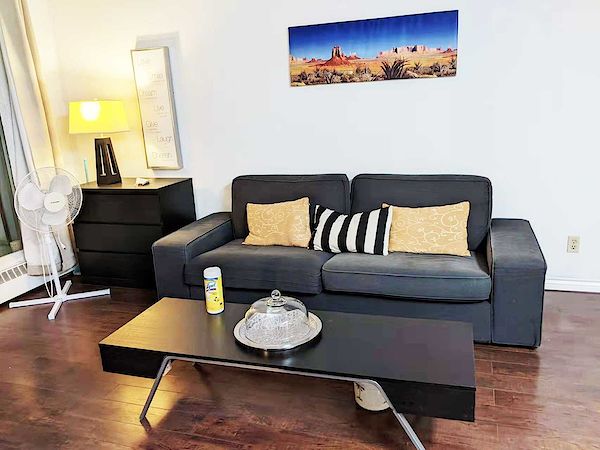 Calgary 1 bedroom Condo Unit for rent. Property photo: 308788-2