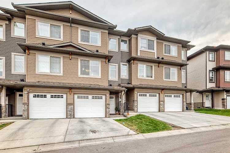 Calgary 2 + Den bedrooms Townhouse for rent. Property photo: 309962-1