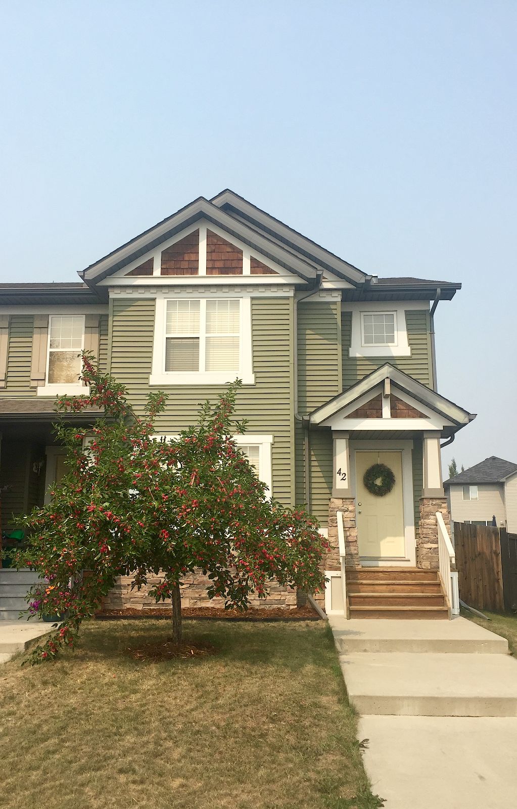 Calgary 2 bedrooms Duplex for rent. Property photo: 31080-1