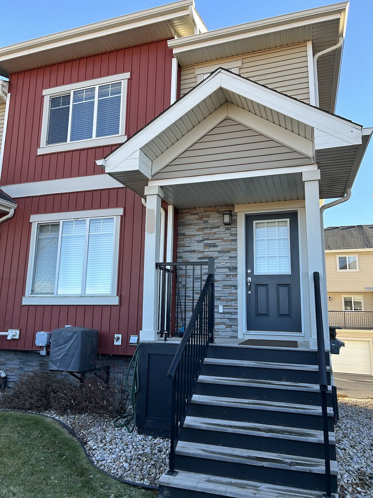 Edmonton 3 bedrooms Townhouse for rent. Property photo: 314411-1