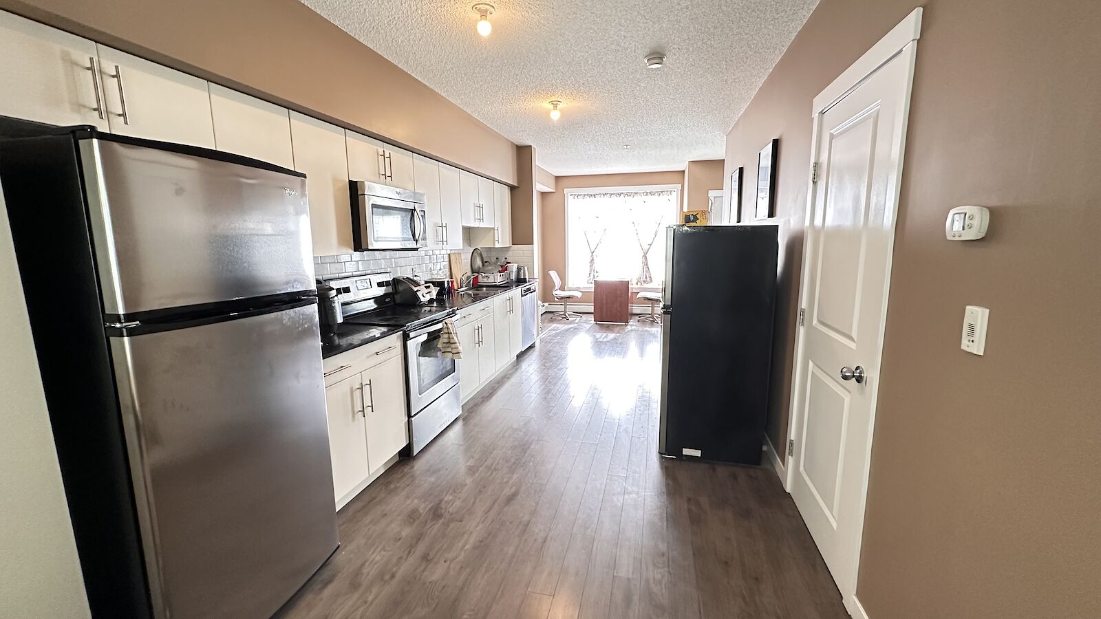 Calgary 4 bedrooms Room For Rent for rent. Property photo: 315036-1