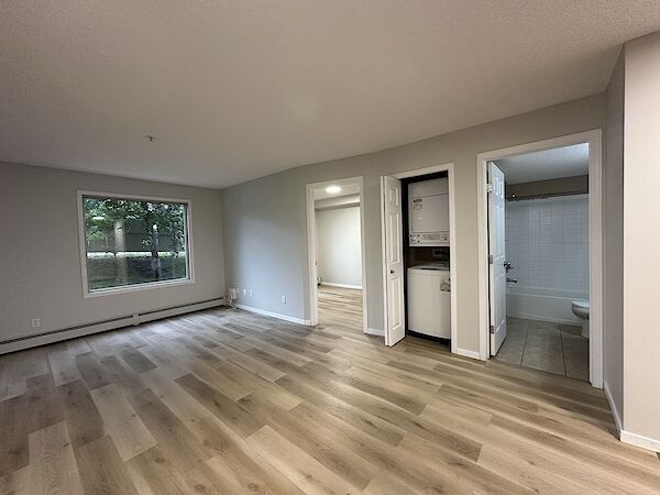 Calgary 2 + Den bedrooms Condo Unit for rent. Property photo: 315610-3