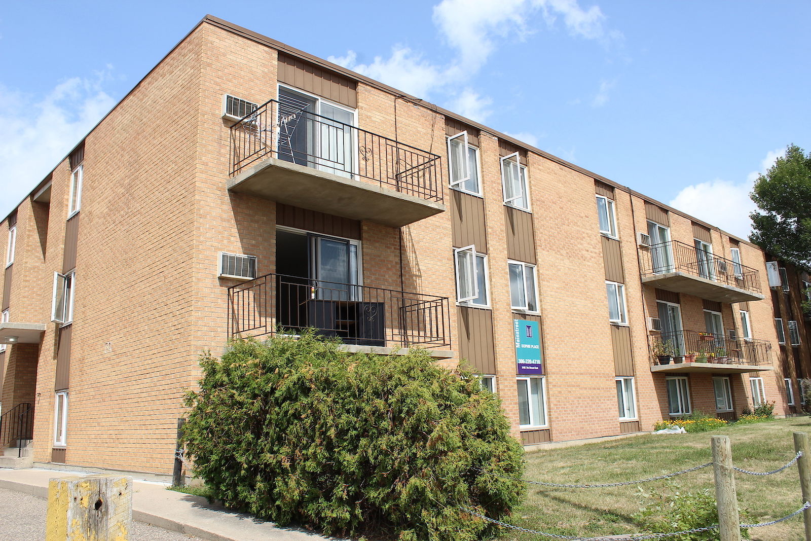 Sophie+Place+Exterior Saskatoon 1 bedroom Apartment for rent. Property photo: 319540-1
