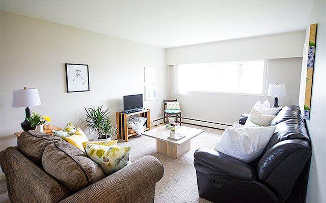 Hartley+Manor+Apartments+living+ Prince George 2 bedrooms Apartment for rent. Property photo: 330939-1